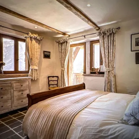 New Chalet Near Ski Slopes Panoramic View *